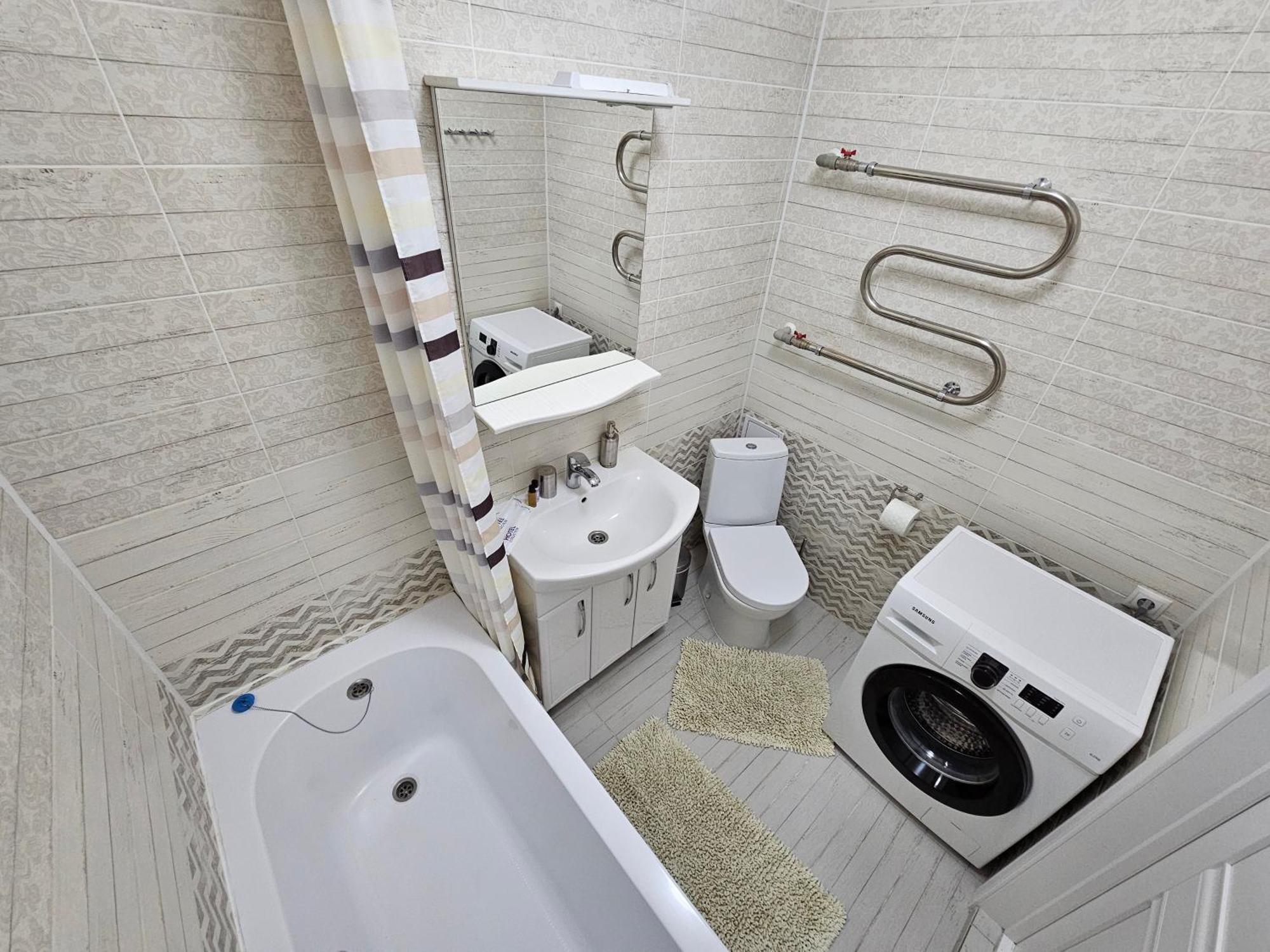 Ernaz Plus Apartments: Promenade Expo Astana Luaran gambar