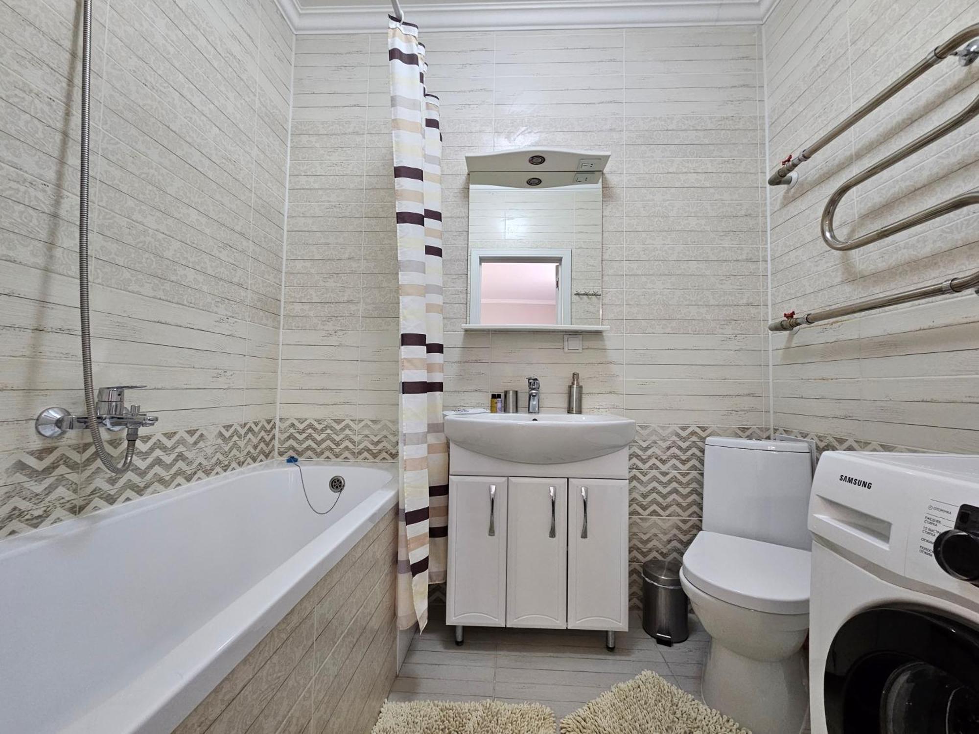 Ernaz Plus Apartments: Promenade Expo Astana Luaran gambar