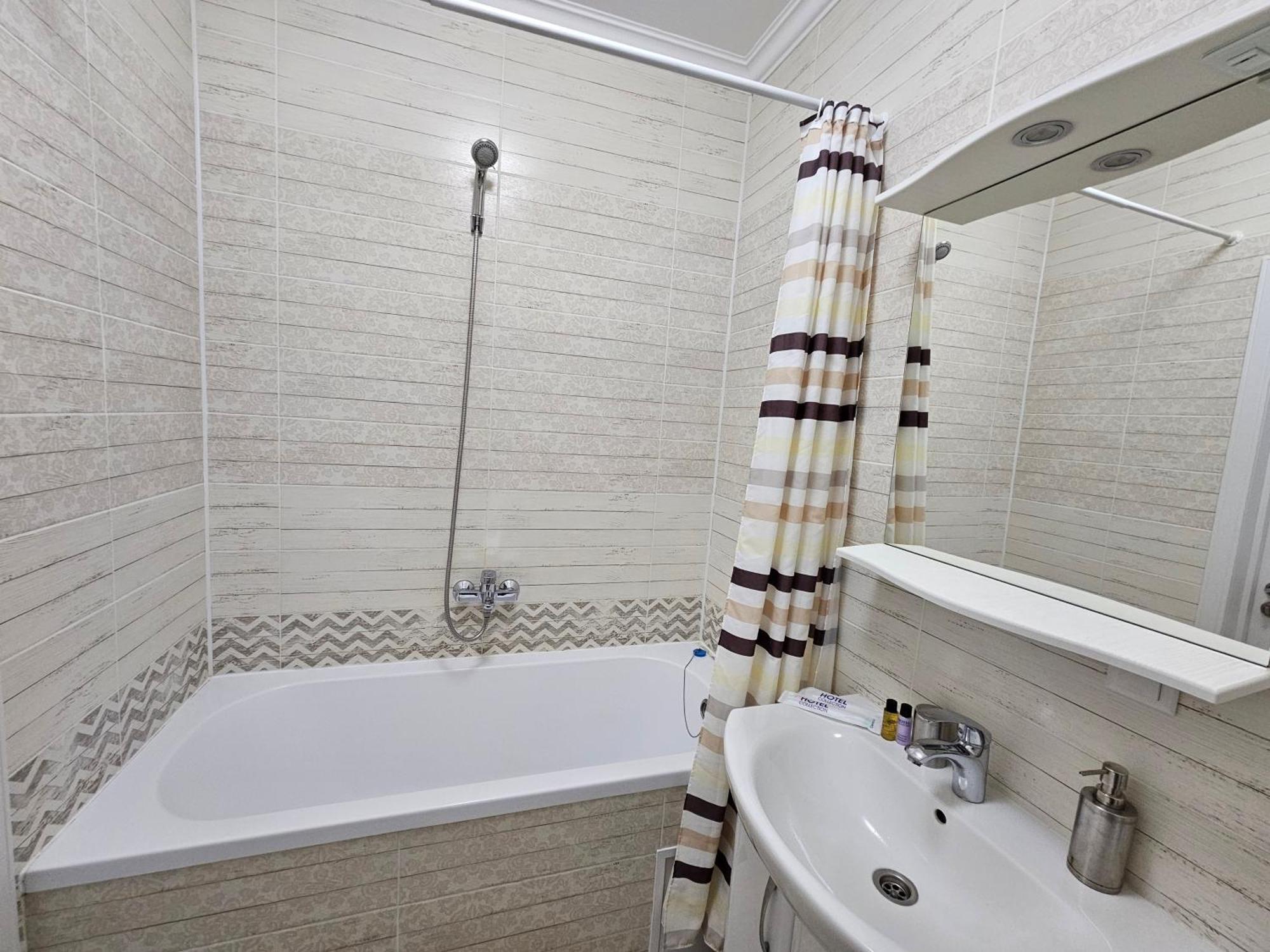 Ernaz Plus Apartments: Promenade Expo Astana Luaran gambar